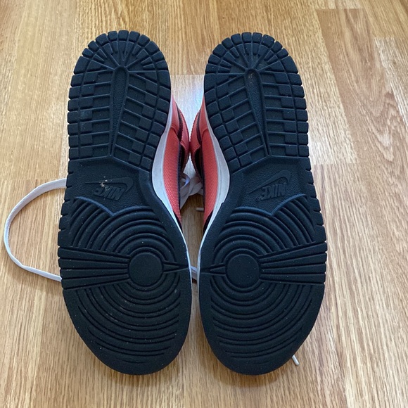 Nike Dunks High (2008 Bright Peach/Black) - Picture 5 of 6